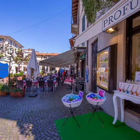 Strixia 50m From - Happy * Stresa