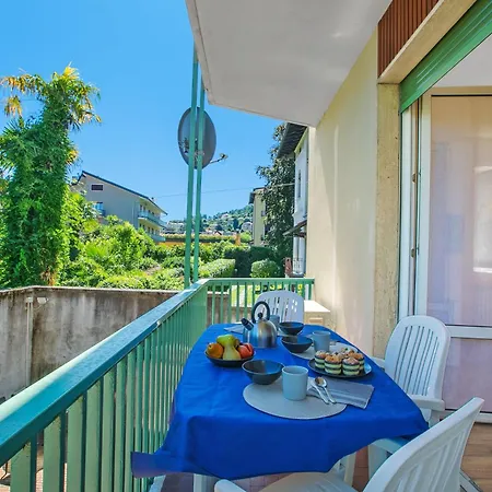 Strixia 50m From - Happy Стреза