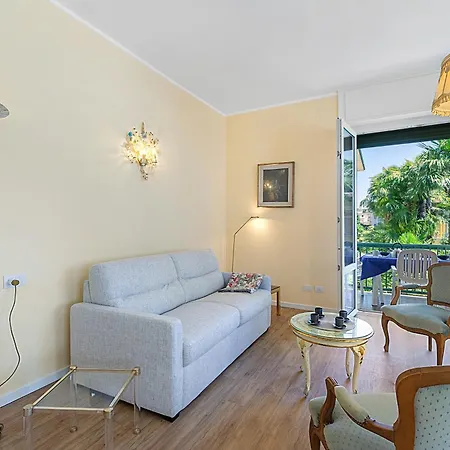 Strixia 50m From - Happy * 스트레사