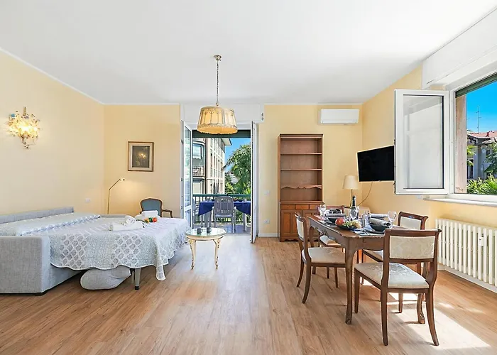 Strixia 50m From - Happy Apartament *