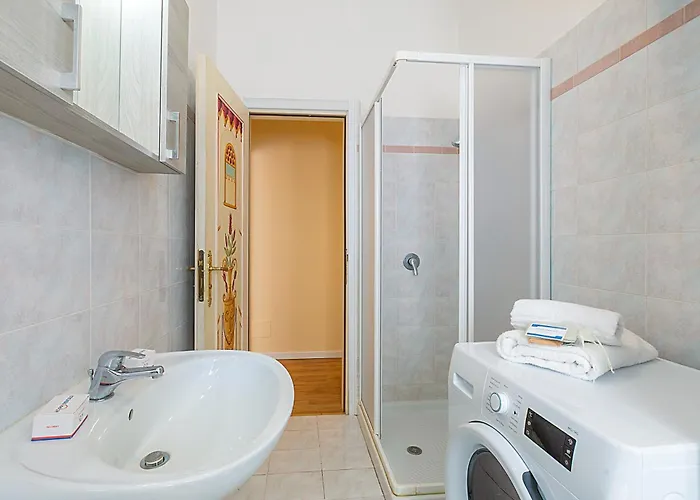 Strixia 50m From - Happy * 스트레사