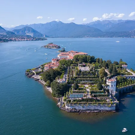 Strixia 50m From - Happy Apartment Stresa
